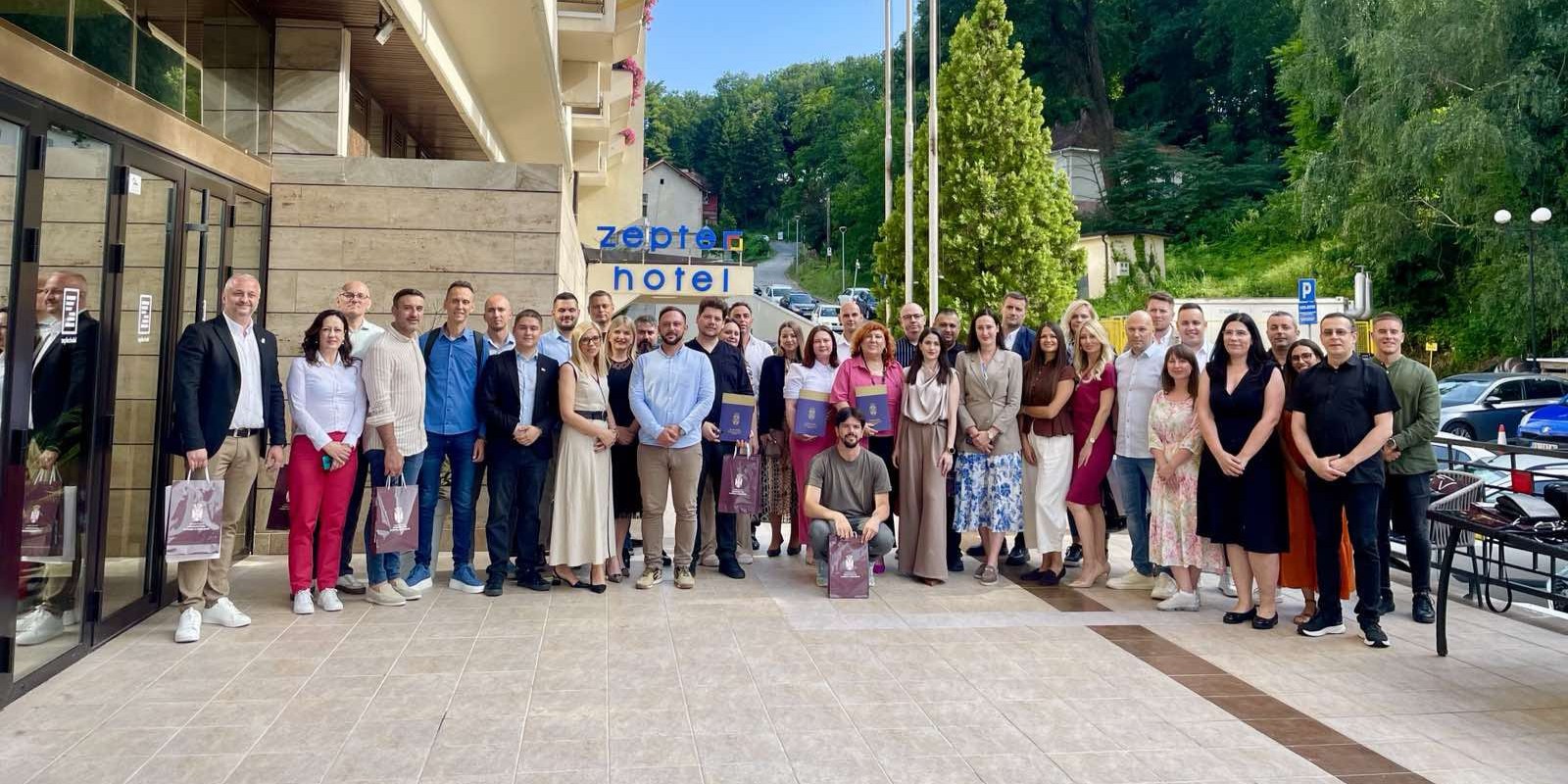 Ministarstvo turizma i omladine podržalo projekat „Osnaživanje kroz edukaciju“